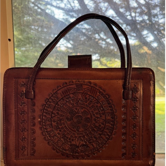 MONT-ABUR Vintage 1970s Hand tooled Leather Cow Hide Satchel Made in Mexico - Picture 2 of 2